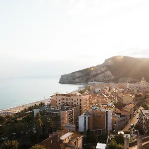 San Bastian Couette-café Celle Ligure